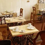 Lux 酒店