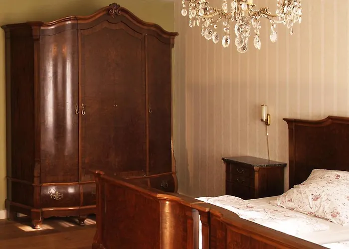 Lux Hotel