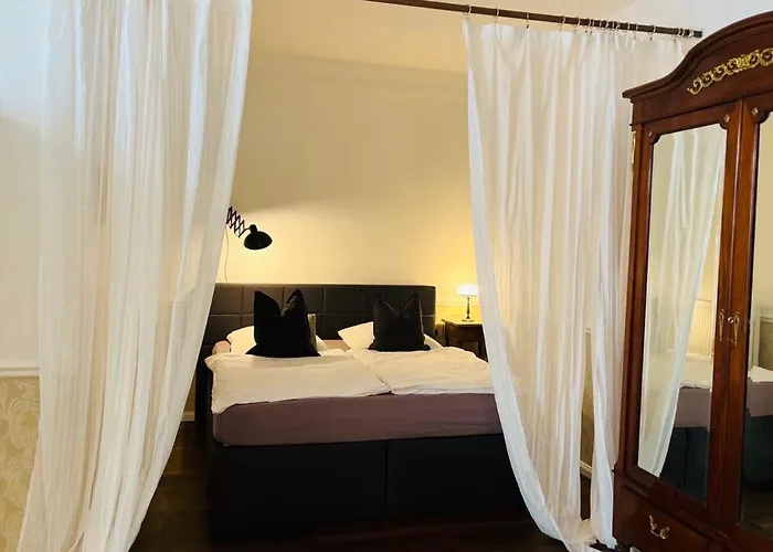 Lux Hotel
